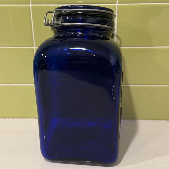 Vintage Cobalt Blue Glass Lidded Mason Jar Canister Produits de Campagne 9” - Picture 4 of 10
